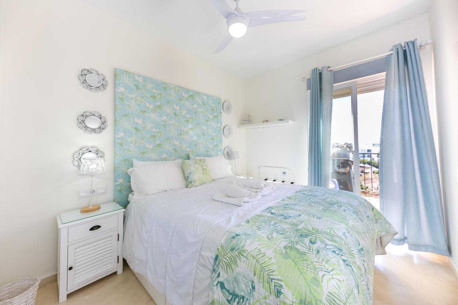 Penthouse Beach Apartment Фуенхірола Екстер'єр фото