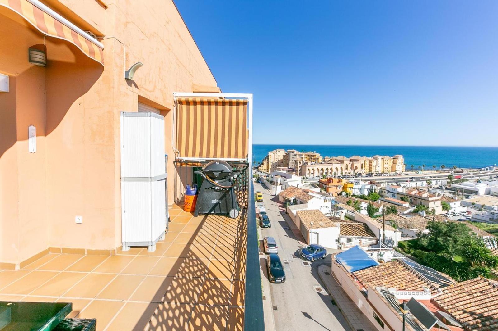 Penthouse Beach Apartment Фуенхірола Екстер'єр фото